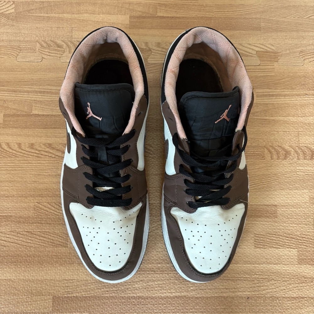 Nike Air Jordan 1 Low Mocha Black White Shoes Brown VNDS Size 8.5 Mens Sneakers - Picture 8 of 14